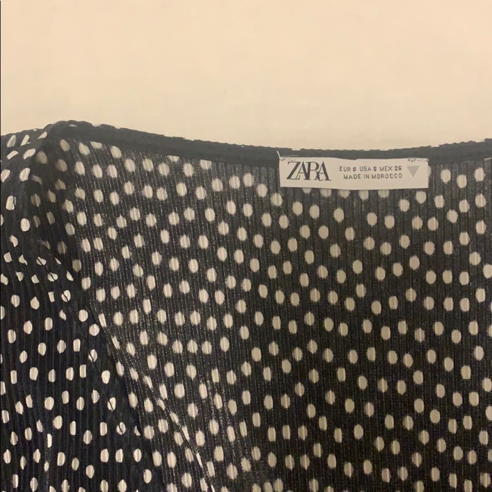 Zara Pleated Polka Dot Long Sleeve Top - Picture 3 of 6